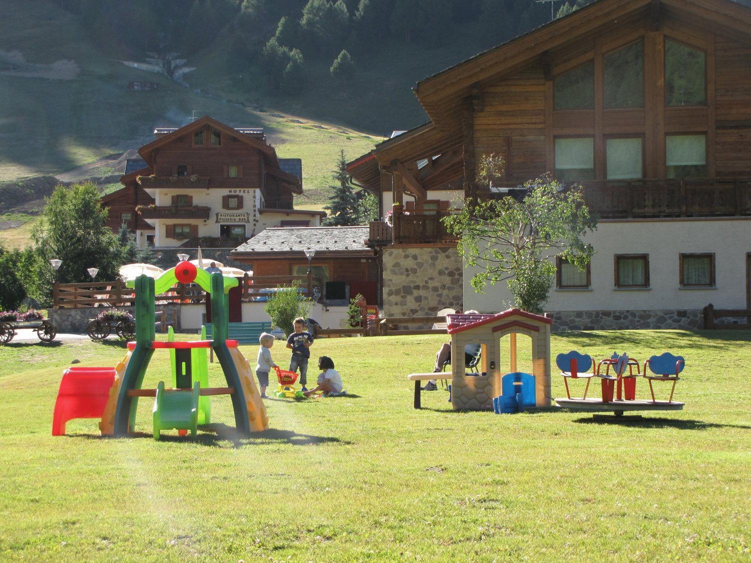 Paradise Lodge Livigno Buitenkant foto